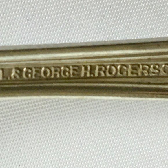 Vintage Simeon & George Rogers Company Silver plate Sugar Shell Fancy Spoon - Picture 2 of 8